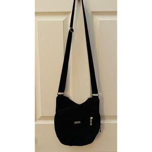 Baggallini Cross City Crossbody Black Nylon Adjustable Strap Bag Compact Travel